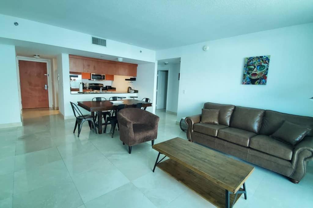 Luxury Penthouse Brickell 3 Bedrooms Free Parking Miami Exteriör bild